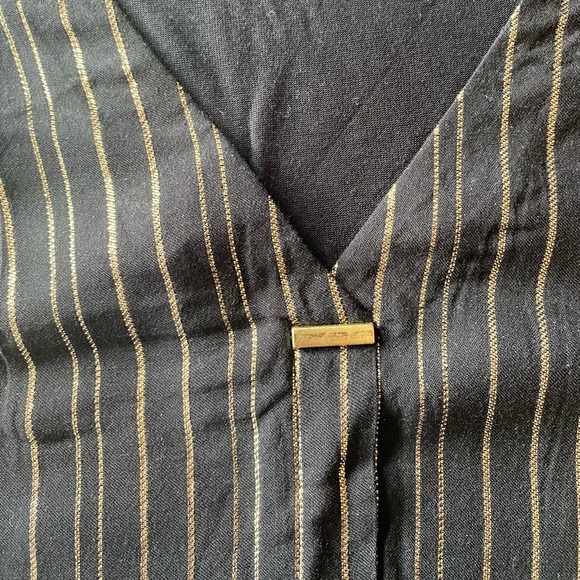 Express Black & Gold Tank Top - Picture 2 of 2